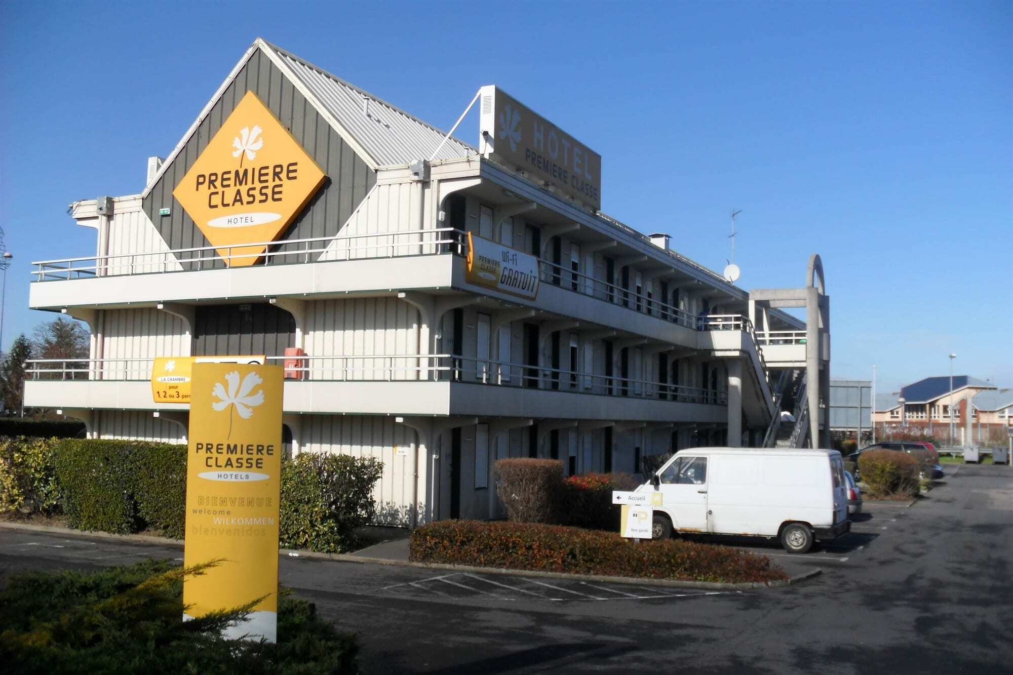 Premiere Classe Saint Ouen L'Aumone Exteriör bild